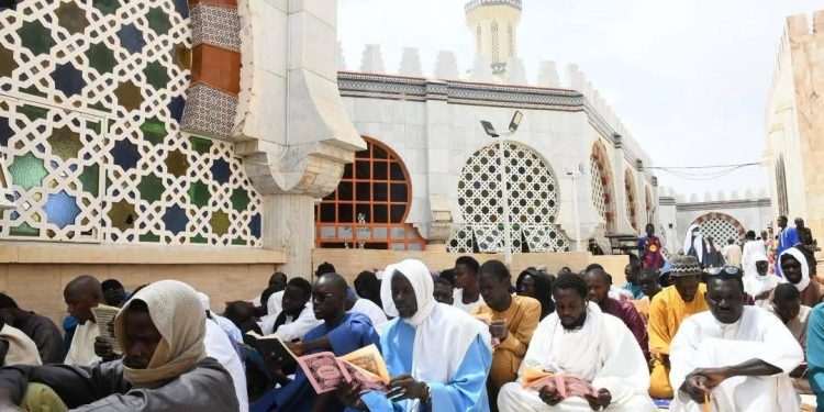 Tensions au Moyen-Orient : Touba prie pour la paix dans le monde