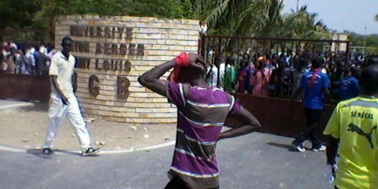 UGB : La coordination des étudiants décrète 48 heures de “journée sans ticket”, non renouvelables