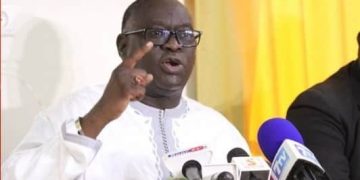 Affaire Pape Cheikh Diallo : Me El Hadj Diouf dément son arrestation et annonce une plainte