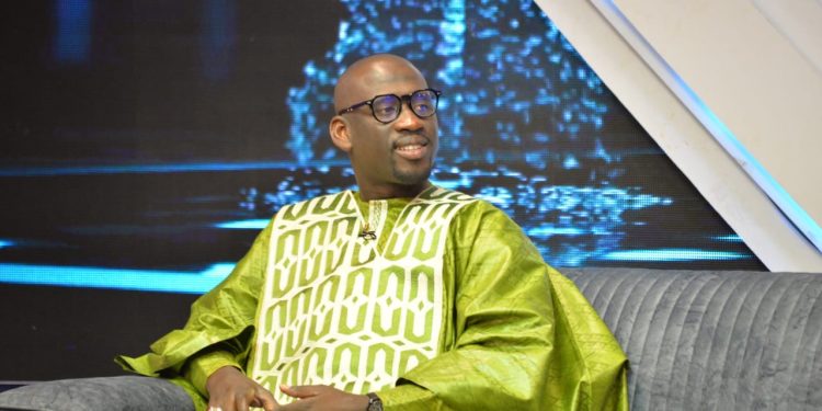 Candidature de Macky Sall à l&rsquo;O.N.U : « Une partie de la société si vile atteinte de « Cécité civile » du Sénégal se ridiculise! », (Par Mouhamed Diop, journaliste)