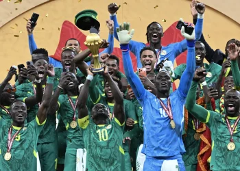 Sénégal Vs Pérou : Un avocat marocain menace le Sénégal d’une mise « sous séquestre » du trophée avant le match