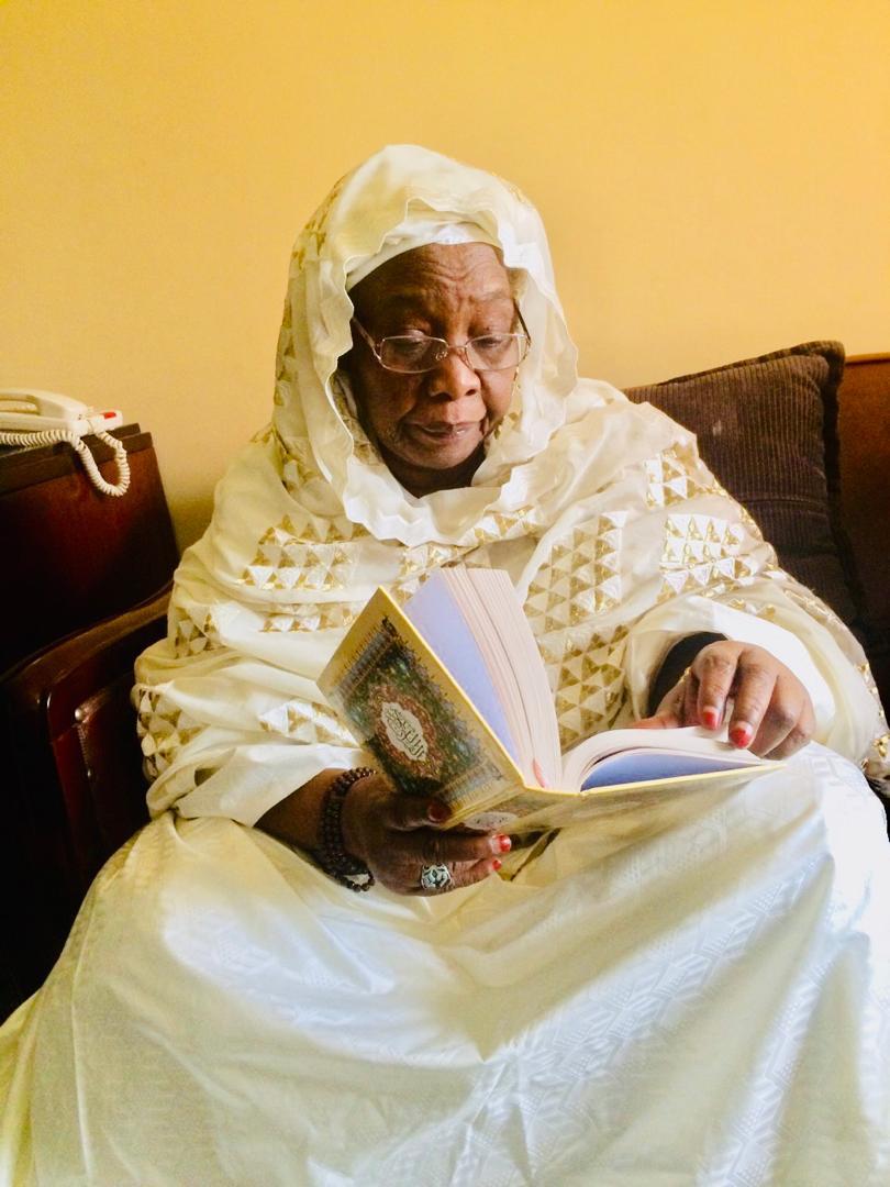 Donner des exemples de pionniers de l'enseignement coranique au Sénégal, sans citer Seyda Mariama Niass, est regrettable ! (Par Coumba Ndoffene Diouf)
