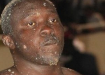 Affaire Saloum-Saloum : condamné à un an, le lutteur ressort libre