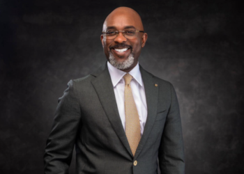 Le débat sur le travail du vendredi après-midi mérite d’être posé, avec lucidité et sans hypocrisie, (Par Cheikh Tidiane BÂ)