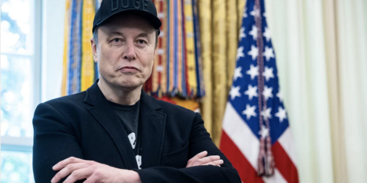 Elon Musk convoqué par la justice française