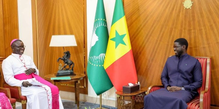 FÊTE DE PÂQUES : Le Chef de l’État