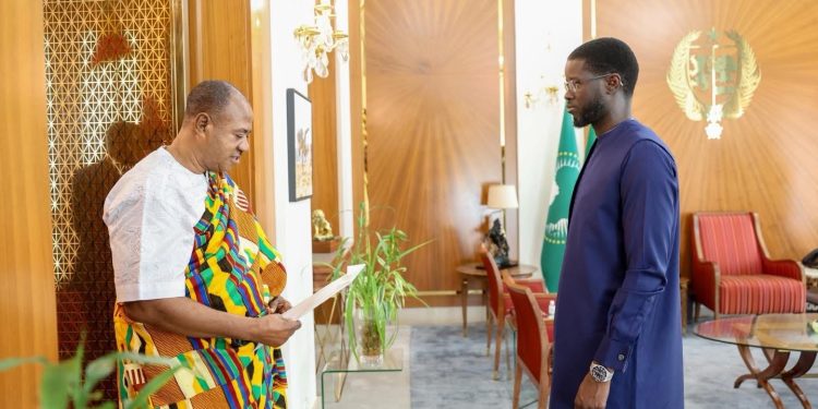 Palais : Le Chef de l’État a reçu les lettres de créance de trois nouveaux ambassadeurs