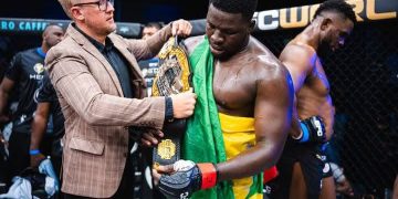 SPORT : Blindé champion du monde des poids lourds de l&rsquo;EFC !
