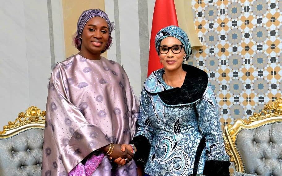 Invitée par Fatoumatta Bah Barrow : Marie Khone Faye participe au Forum des Premières Dames