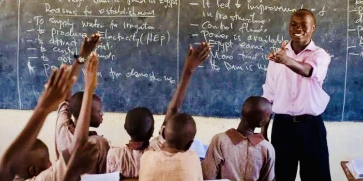 Éducation : Vers la régularisation de la situation des enseignants décisionnaires