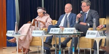 Assemblées Annuelles FMI – Banque Mondiale : Aïssata Tall Sall se dit honorée…