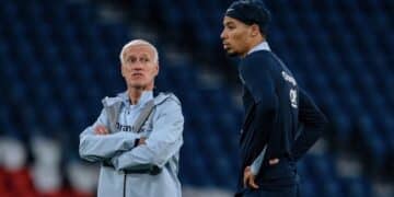 Équipe de France : Le sélectionneur Didier Deschamps réagi à la blessure d’Hugo Ekitiké
