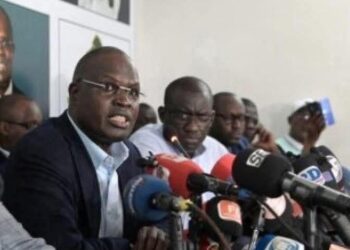 Réforme du CNJS : La jeunesse du FDR exige l’arrêt immédiat du processus !