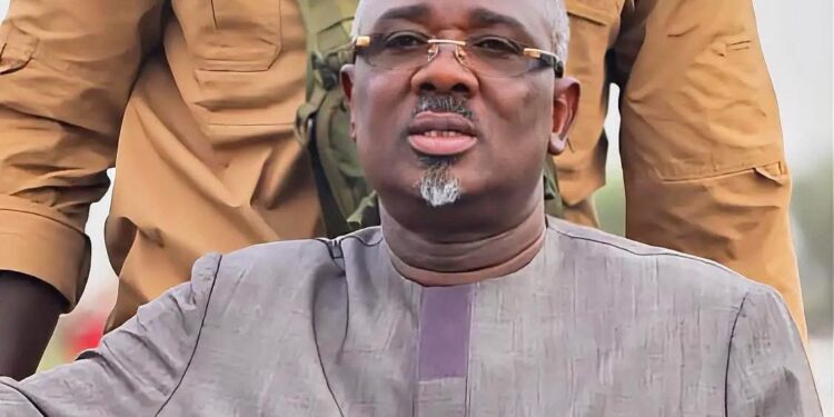 Libération de Farba Ngom : Sa Cellule de Com dit prendre acte de la décision de la cour suprême