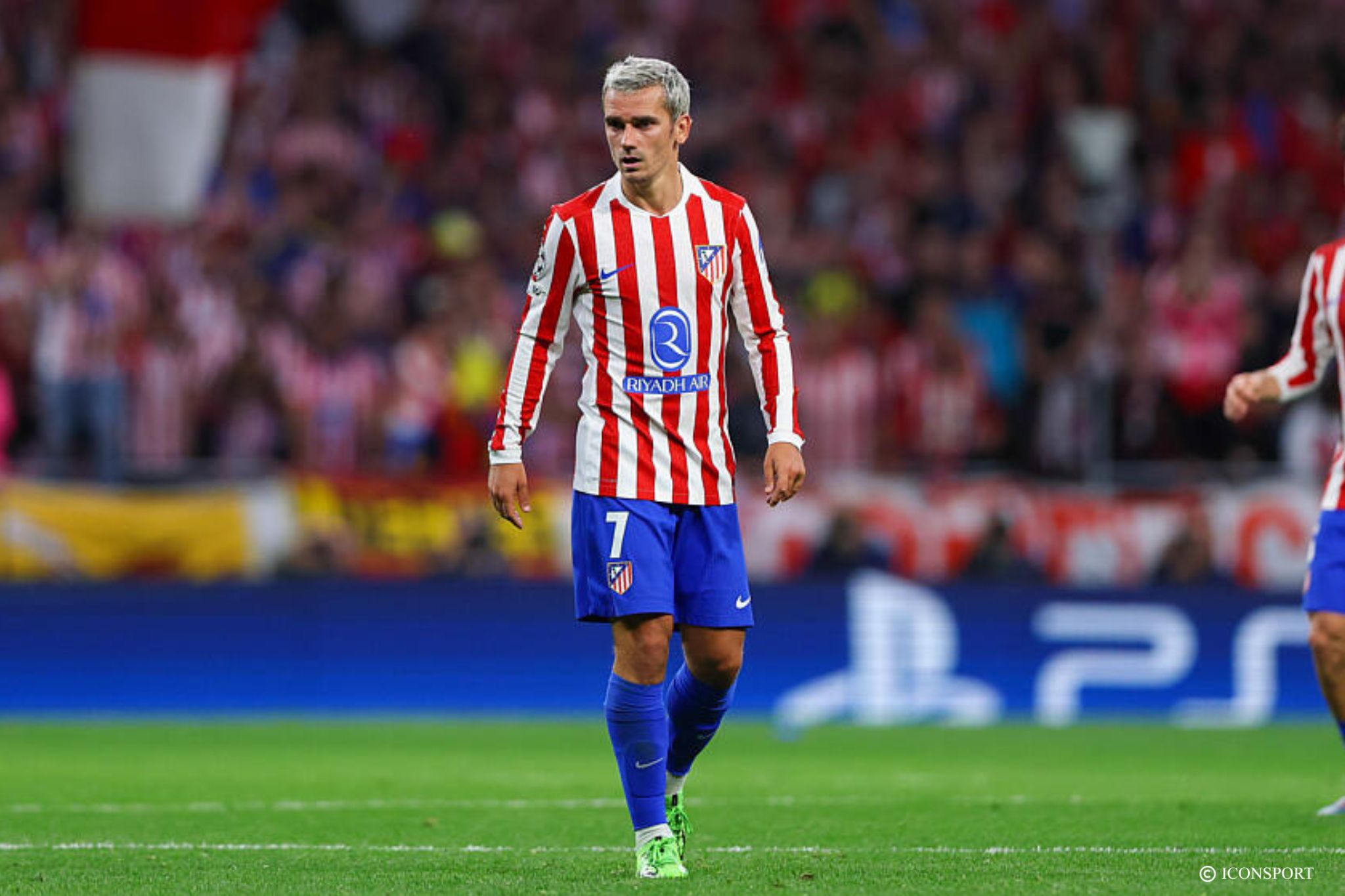 Griezmann Ému lors de son Dernier Match Européen à Domicile « les supporters ont lancé les papiers sur le terrain, c'était très beau, magnifique à voir depuis le terrain»