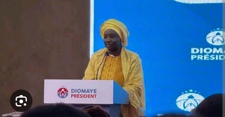 « Diomaye Président » : Mimi prend le bâton, les exclusions s’enchaînent