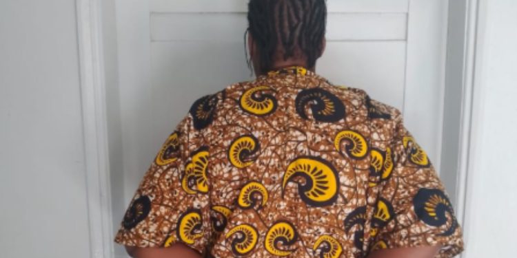 Une dame arrêtée à Rufisque : Elle est poursuivie pour…