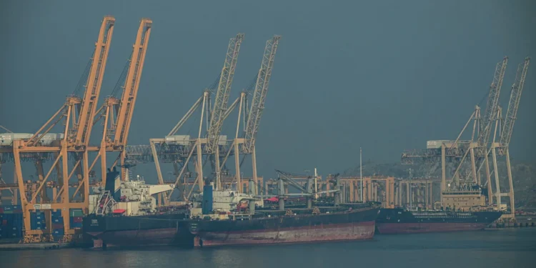 Moyen-orient : L’Iran ferme de nouveau le détroit d’Ormuz