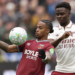 Premier League : Arsenal fait un pas vers le titre, West Ham se complique la tâche