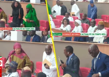 URGENT: Les députés de l&rsquo;opposition quittent la salle après l&rsquo;installation de Sonko (Vidéo)