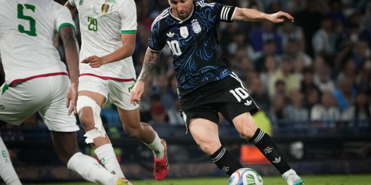 Argentine : Plus de peur que de mal pour Lionel Messi