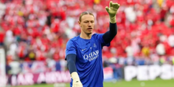PSG-Arsenal : Safonov provoque un vent de panique sur le banc parisien