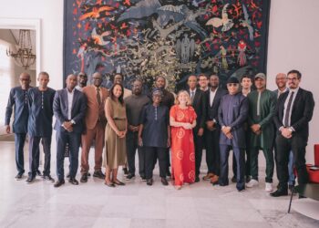 Rencontre Sénégal – France : La génération 2002 rencontre l’ambassadrice de la France au Sénégal