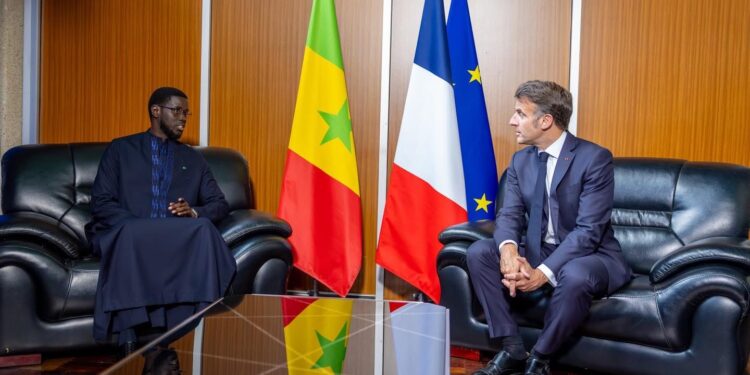 Sommet Africa Forward : Entretien entre les Présidents FAYE et MACRON, à Nairobi