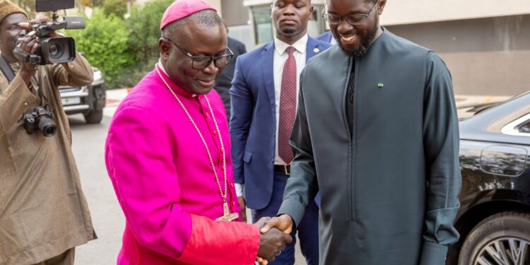 Pèlerinage de Popenguine : Visite de courtoisie du Chef de l’État à Monseigneur André Guèye