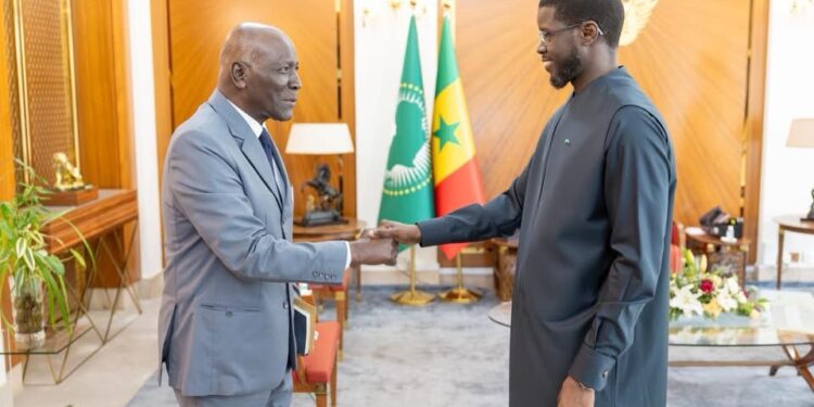 Dialogue national : Le Président de la République a reçu d&rsquo;anciens ministres de l&rsquo;Intérieur