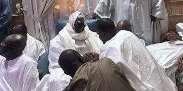 Décès de S. Cheikh Saliou : Ousmane Sonko reçu par Serigne Mountakha Mbacké