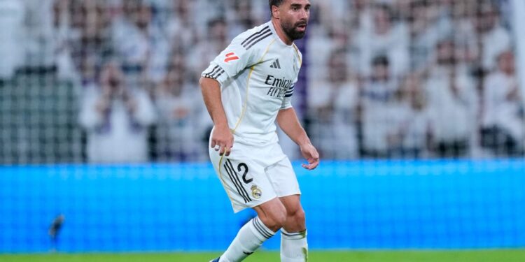 Dani Carvajal forfait pour le match contre l’Espanyol et incertain pour le Clasico en raison d’une fracture