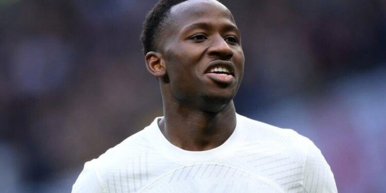 Premier League : Tottenham sort de la zone rouge après son succès à Aston Villa