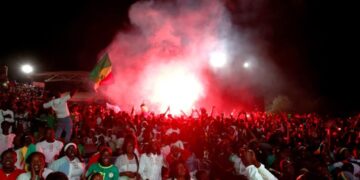 Place de l&rsquo;obélisque : Les supporters manifestent leur joie après la belle victoire des lions (Vidéo)