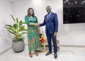 Reçue par Yankhoba Diémé : Mame Awa Ndoye retirée du groupe WhatsApp MONCAP-SANTÉ de PASTEF