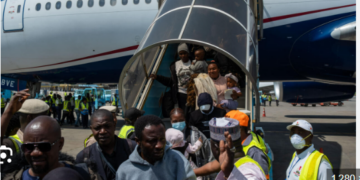 L&rsquo;Afrique du Sud annonce avoir renvoyé 2745 étrangers en une semaine