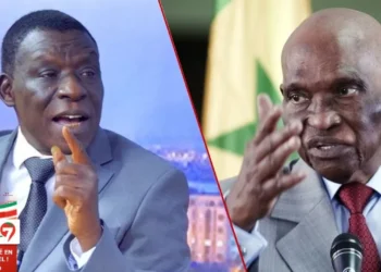 Farba Senghor retrace les années passées aux côtés de Me Wade « Dadane Dieul Xalis Diko Mayé Ndakh.. » (Vidéo)