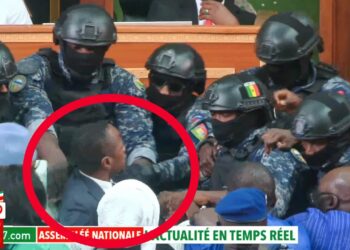 Urgent : la Gign expulsé Abdou Mbow de la salle, Sonko déroule (Vidéo)