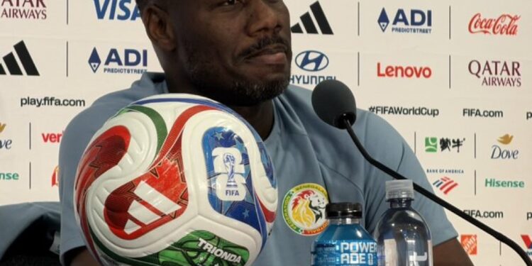 Bara Sapoko Ndiaye ou Ibrahim Mbaye titulaires ? La réponse de Pape Thiaw