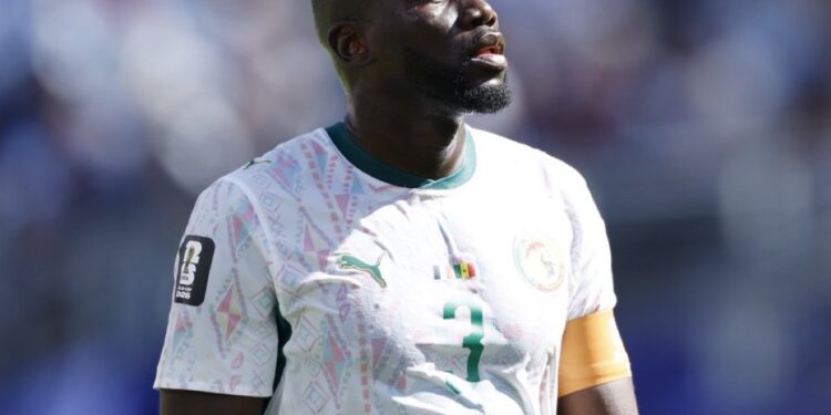 Kalidou Koulibaly en difficulté face à la Norvège : une soirée cauchemardesque pour le capitaine des Lions