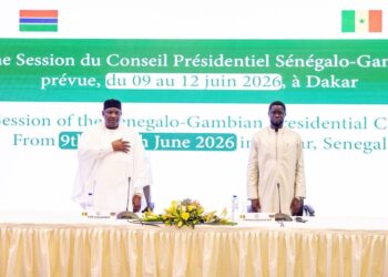 Dakar : Les Présidents FAYE et BARROW co-président le Conseil présidentiel sénégalo-gambien