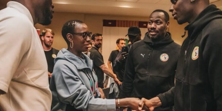 Coupe du monde 2026 : Le nouveau ministre des Sports Djireye Clotilde COLY rend visite aux Lions