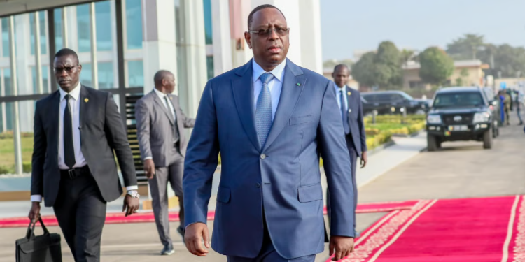Macky à Dakar : « Sur le plan judiciaire, il n’y a aucune pression qui pèse sur lui », (Enseignant-chercheur)