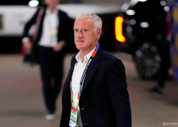 Didier Deschamps lance une pique à l’arbitre après la défaite contre l’Espagne