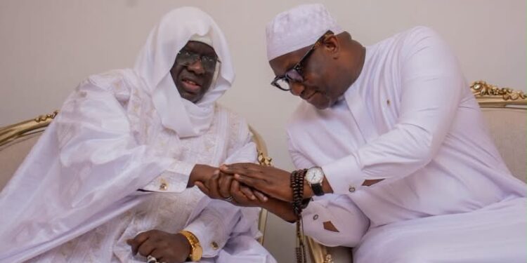 YOFF : Le Ministre de l’Intérieur chez Cheikh Mouhamadou Lamine LAYE