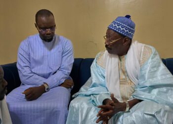 TOUBA : Ousmane Sonko présente ses condoléances à la famille de Serigne Abdou Bakhé Mbacké