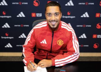 Mercato : Youri Tielemans signe à Manchester United !