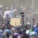 Aéroport LSS : Une foule immense accueille l’ancien président Macky Sall