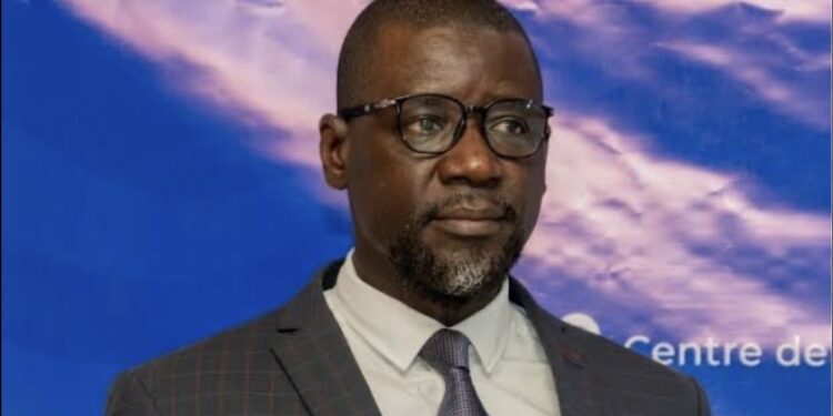 Accusé d’avoir rejoint Kiiraay, Alioune Badara Dione répond à ses détracteurs : « Maa leen gëna jub, maa leen daxa ligeey »