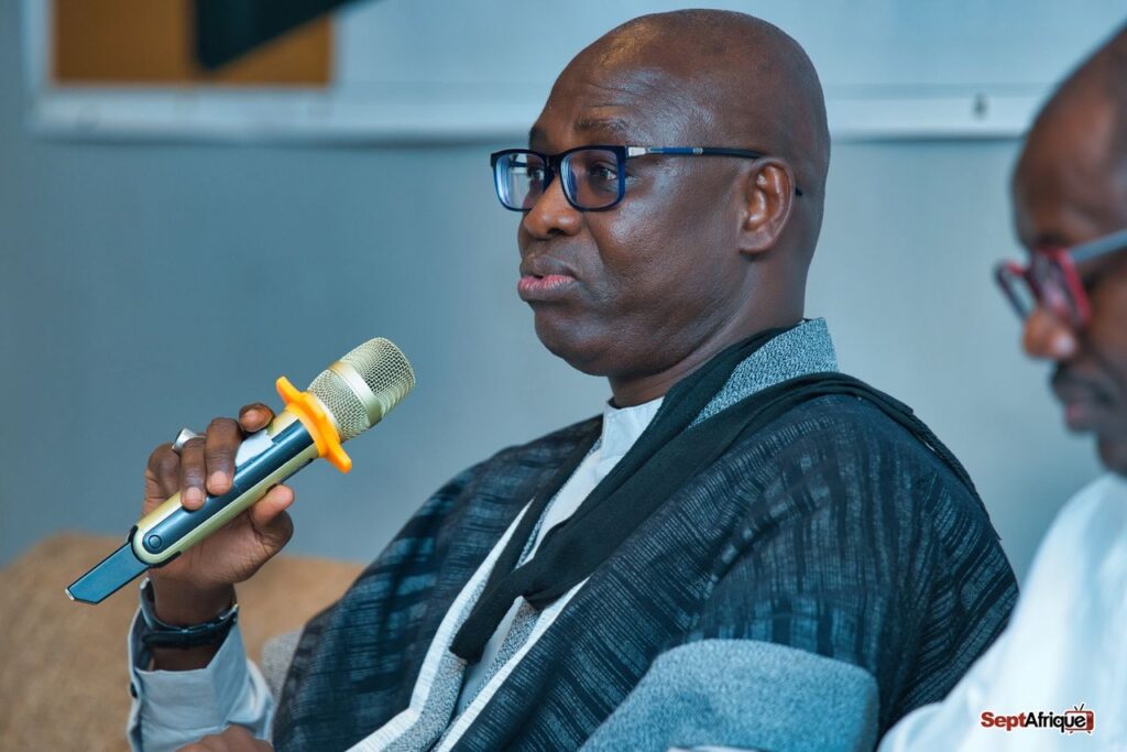 Succès de la cérémonie de présentation et de dédicace de l’ouvrage de Cheikh Mactar Diouf